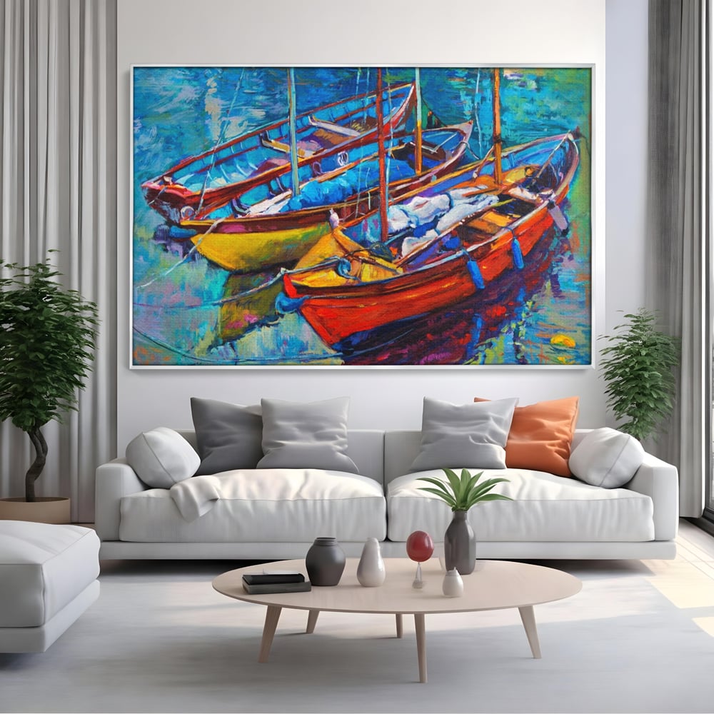 Tablou canvas cu tablou canvas cu barci in port, in rama de aluminiu argintiu, pe perete intr-un living